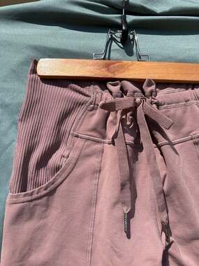 Pink/mauve joggers brand unknown. Super soft